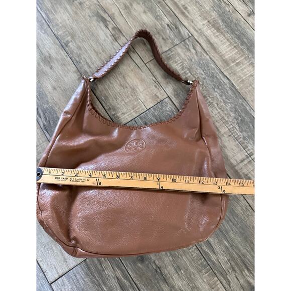 Tory Burch Women's Brown Leather Crescent Shaped Silhouette Hobo Bag - Picture 5 of 7